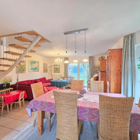 Holly-day Holiday home Dornum